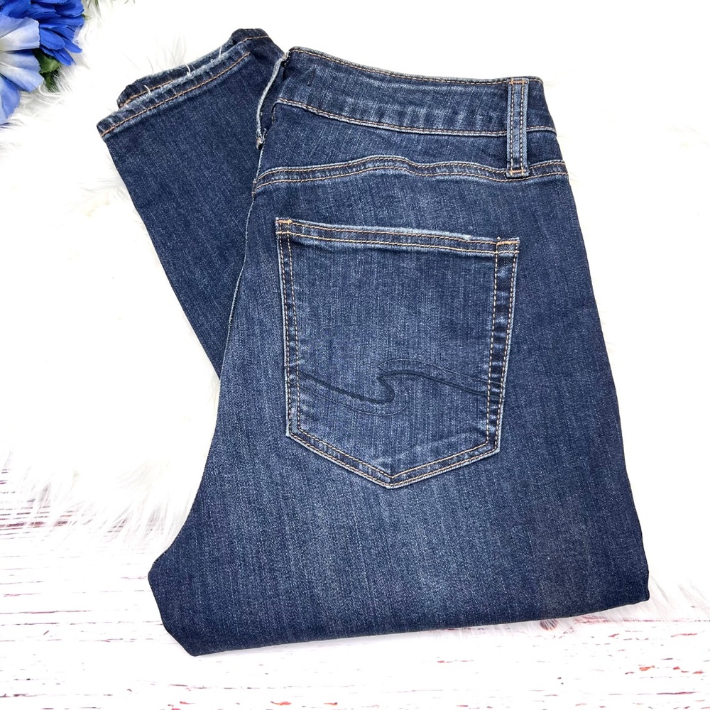 🚫👖|•SILVER JEANS•| Avery Skinny Jeans Size 31👖 - Picture 2 of 10